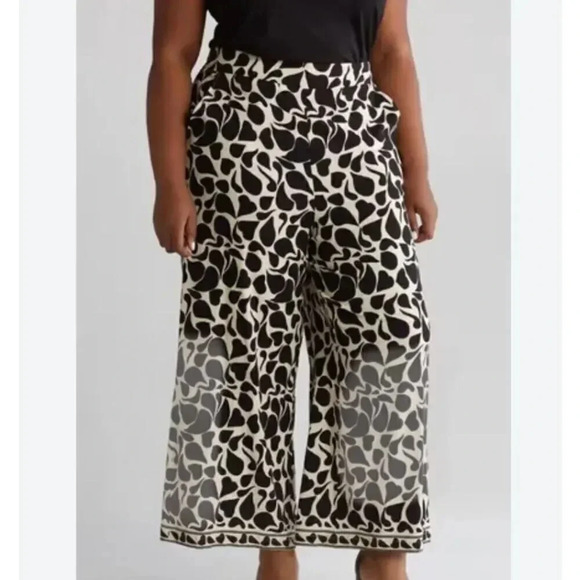 Max Studio Pants - MAX STUDIO | Pull-On‎ Wide Leg Pants Cream Ivory Black Foliage Print | Size 2X